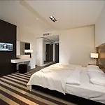 Diva 4*
